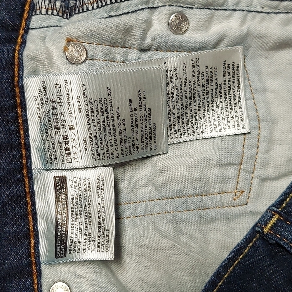Levi's 541 Jeans - Picture 8 of 8